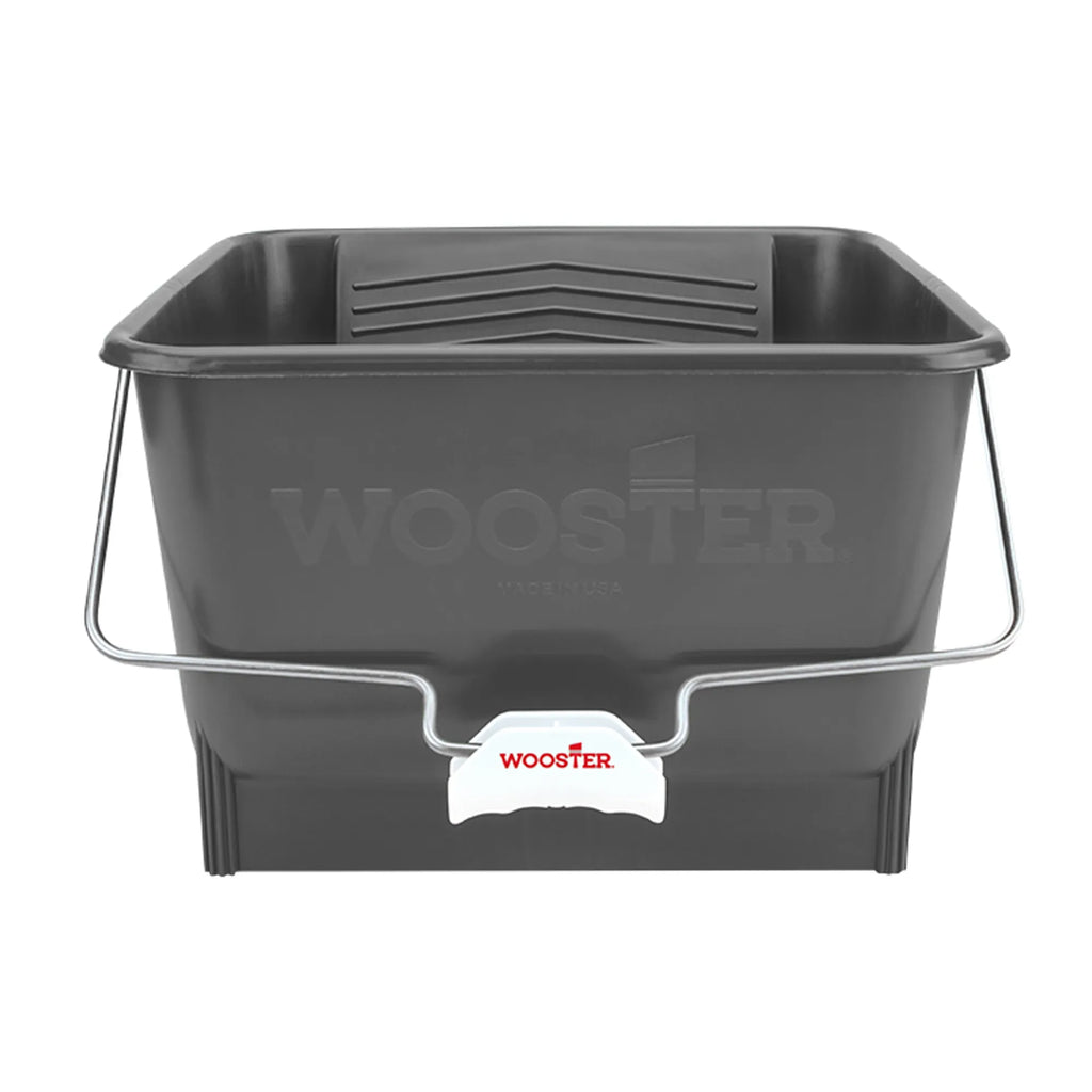 Seau de peinture Wooster 15 litres (4 gallons) pour usage professionnel